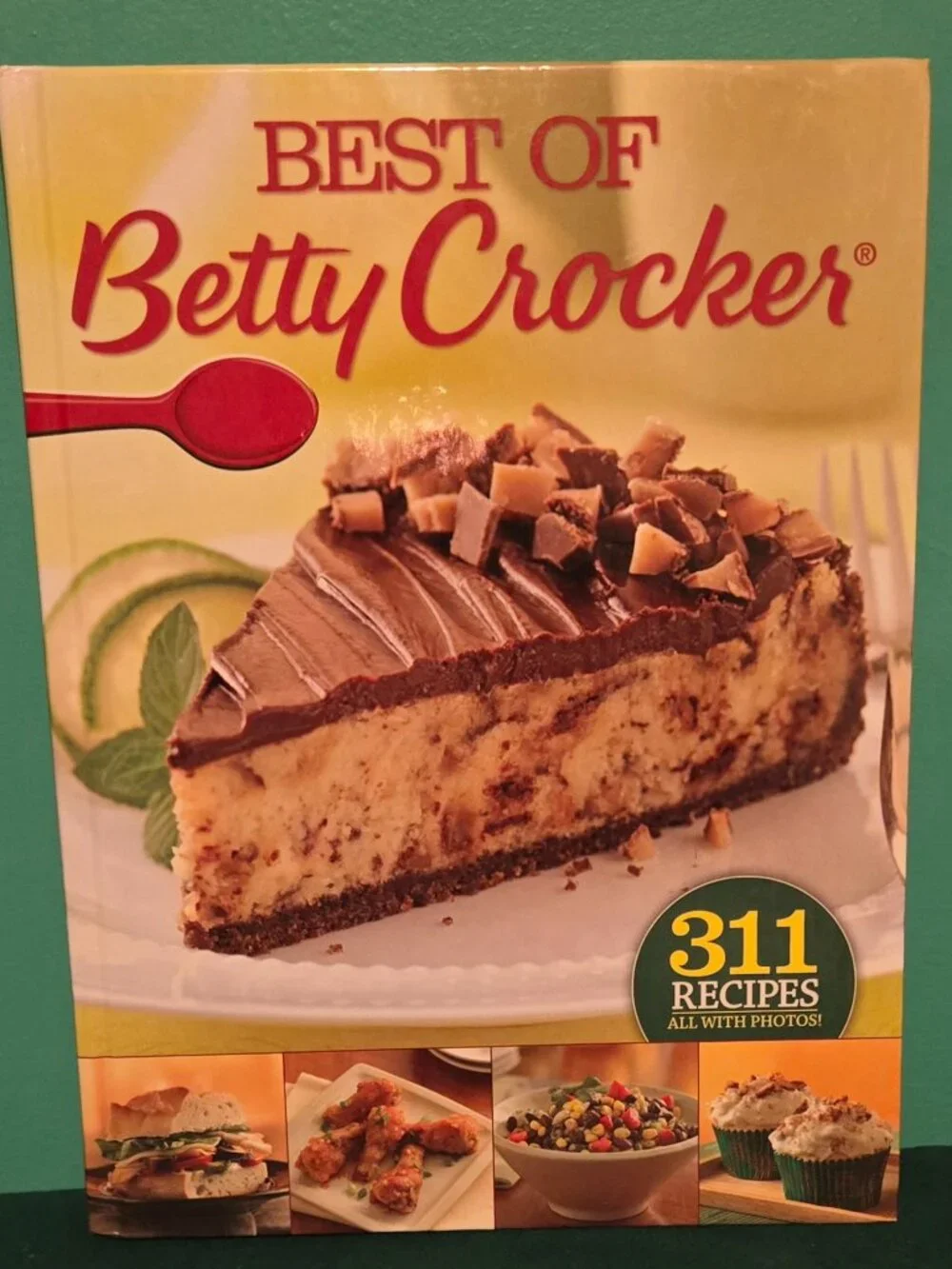 Best of Betty Crocker 2011 Hardcover Cookbook